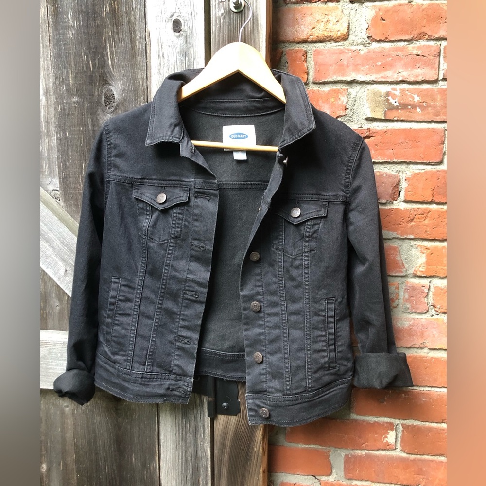 Women’s Black Denim Jacket Size XS 🖤